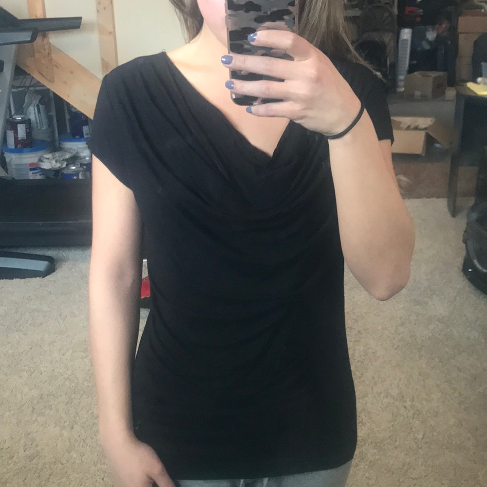 Women’s black top